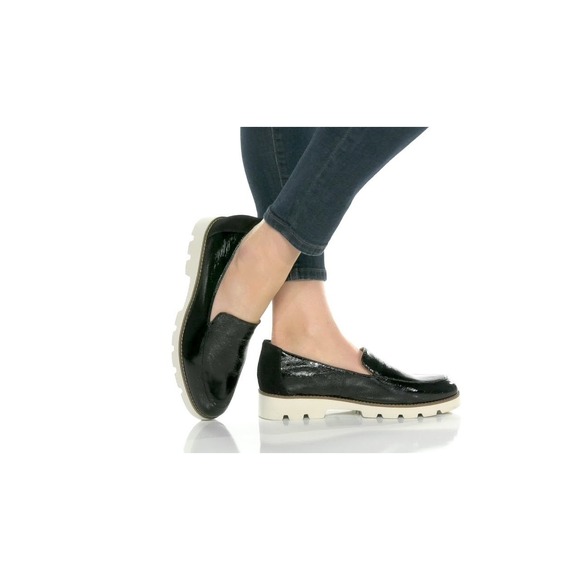 Vionic Shoes - Vionic Women's Kensley Black Crinkle Patent Loafers 8 White Soles #Academia